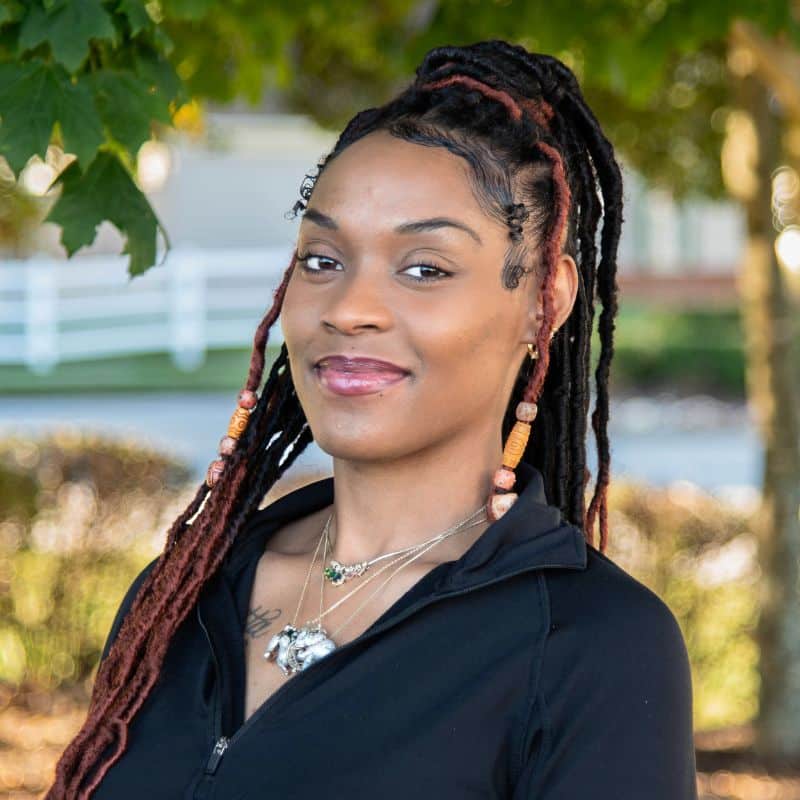 Gunderman-chiropractic-and-wellness-leena-massage-therapist Leena, licensed massage therapist at gunderman chiropractic & wellness